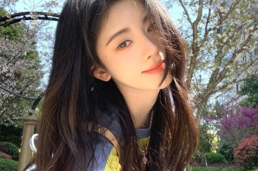 抖音排名第一的网红路子越来越野了