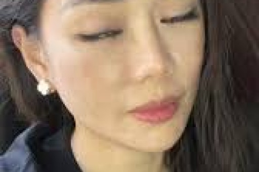 热搜 陈小春哭着道歉！