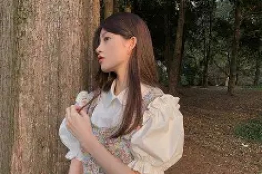 内娱1天4大瓜！顶流恋情、深夜泡酒吧、全身整容一个比一个离谱